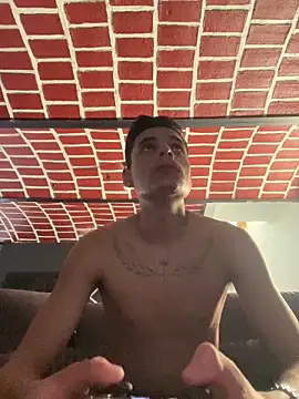 brianor89 online show from September 27, 2025, 9:54 pm