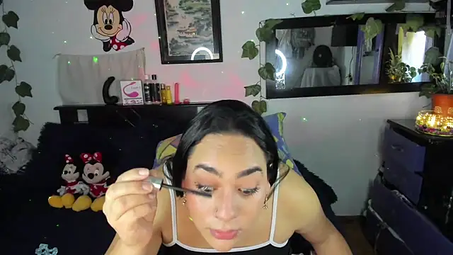 kimgodoy online show from October 2, 2025, 4:43 pm