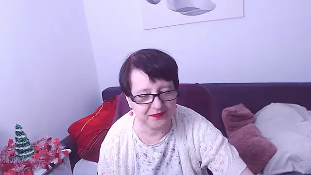 Snapshot of ChristaRose chatting on December 5, 2025, 9:23 pm ChristaRose online show from December 5, 2025, 9:23 pm