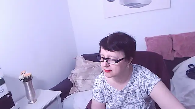 Snapshot of ChristaRose chatting on November 24, 2025, 1:49 am ChristaRose online show from November 24, 2025, 1:49 am