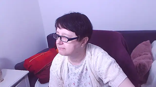 ChristaRose online show from April 15, 2026, 7:18 pm