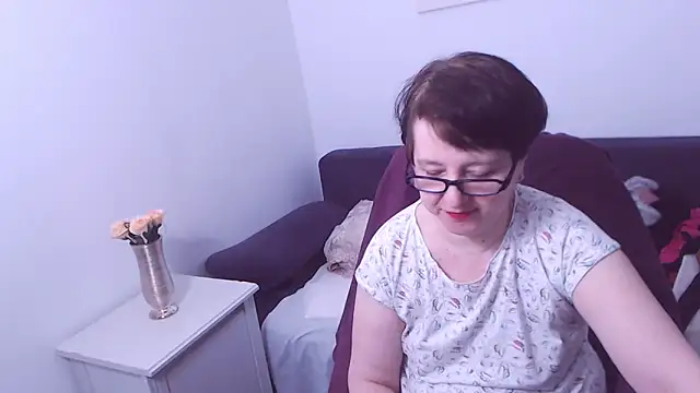 Snapshot of ChristaRose chatting on March 16, 2025, 10:42 pm ChristaRose online show from March 16, 2025, 10:42 pm