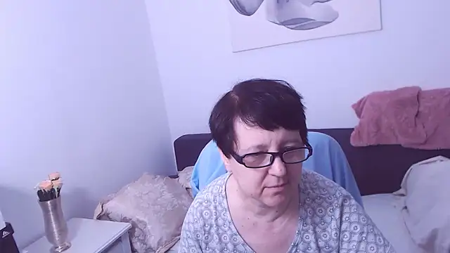 Snapshot of ChristaRose chatting on November 26, 2025, 7:36 pm ChristaRose online show from November 26, 2025, 7:36 pm