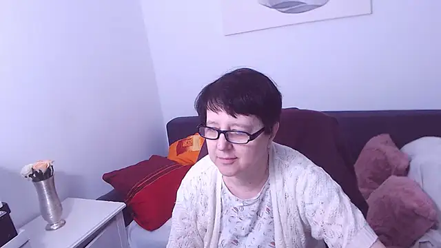 Snapshot of ChristaRose chatting on November 28, 2025, 10:21 pm ChristaRose online show from November 28, 2025, 10:21 pm