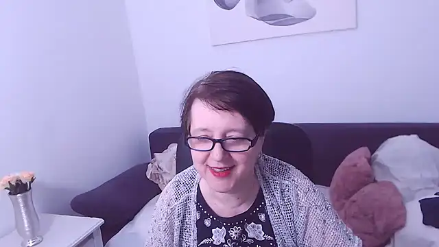 Snapshot of ChristaRose chatting on March 9, 2025, 4:27 am ChristaRose online show from March 9, 2025, 4:27 am