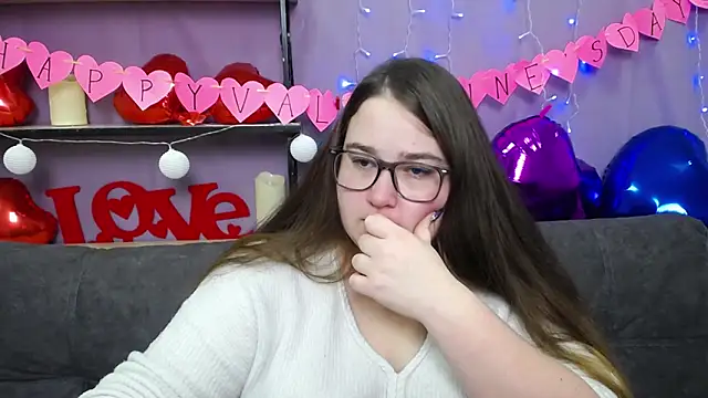 Snapshot of XX_Daniella_XX chatting on February 14, 2025, 10:14 pm XX Daniella XX online show from February 14, 2025, 10:14 pm