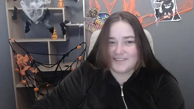 Snapshot of XX_Daniella_XX chatting on November 3, 2025, 7:13 am XX Daniella XX online show from November 3, 2025, 7:13 am