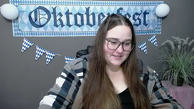 Snapshot of XX_Daniella_XX chatting on October 11, 2025, 6:25 am XX Daniella XX online show from October 11, 2025, 6:25 am