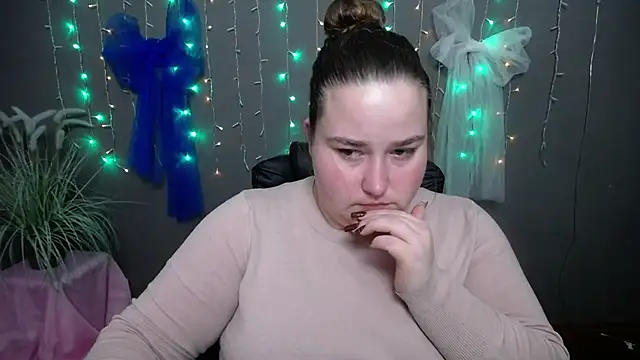 Snapshot of XX_Daniella_XX chatting on December 4, 2025, 7:29 am XX Daniella XX online show from December 4, 2025, 7:29 am