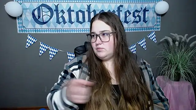 Snapshot of XX_Daniella_XX chatting on October 10, 2025, 6:25 am XX Daniella XX online show from October 10, 2025, 6:25 am