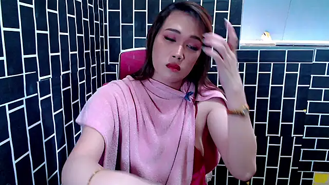 9inSelfSucker online show from September 19, 2025, 8:29 am