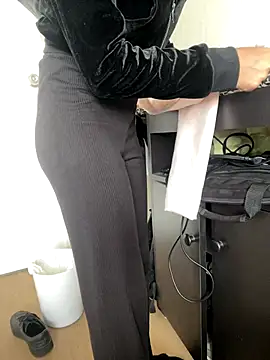 Snapshot of DulceMya6 chatting on November 4, 2025, 1:26 pm DulceMya6 online show from November 4, 2025, 1:26 pm