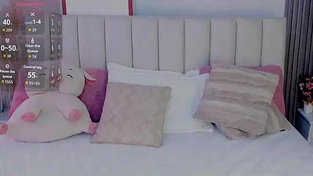 Snapshot of Skcarlet_beckett chatting on December 15, 2025, 4:24 pm Skcarlet beckett online show from December 15, 2025, 4:24 pm