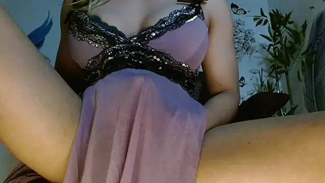 Snapshot of 10inchBigCUMSHOT chatting on November 5, 2025, 3:31 am 10inchBigCUMSHOT online show from November 5, 2025, 3:31 am