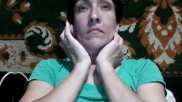 SunnyAmorre online show from May 17, 2026, 8:09 pm