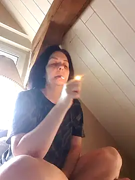 LaraLoviaAndFriends online show from February 21, 2025, 7:23 am