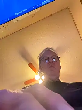 Snapshot of jck1m0t chatting on November 20, 2025, 11:03 pm jck1m0t online show from November 20, 2025, 11:03 pm