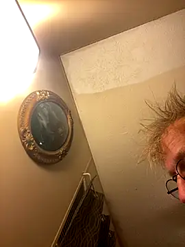 Snapshot of jck1m0t chatting on October 24, 2025, 2:43 am jck1m0t online show from October 24, 2025, 2:43 am