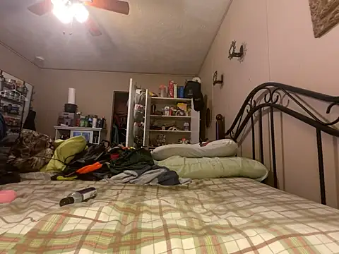 jck1m0t online show from April 28, 2026, 3:11 am