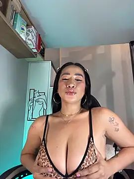 AsianMilfSheryl online show from March 27, 2026, 7:06 am