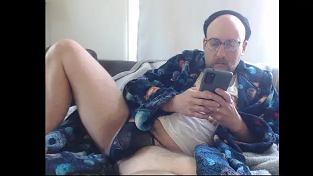 whiskyjane69 online show from July 6, 2026, 10:55 am