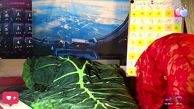 Snapshot of KittyMia chatting on March 10, 2025, 8:23 pm KittyMia online show from March 10, 2025, 8:23 pm