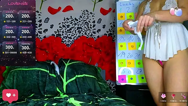 Snapshot of KittyMia chatting on February 26, 2025, 8:04 pm KittyMia online show from February 26, 2025, 8:04 pm