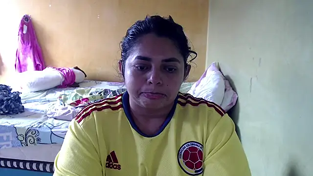 yulieth bbw online show from January 10, 2026, 12:22 pm