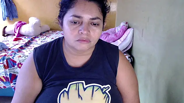 yulieth bbw online show from October 21, 2025, 11:09 am