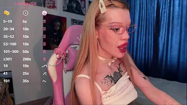 Snapshot of boobsybootie chatting on March 14, 2025, 11:01 am boobsybootie online show from March 14, 2025, 11:01 am