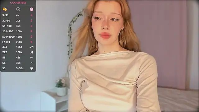 boobsybootie online show from April 5, 2026, 9:21 pm