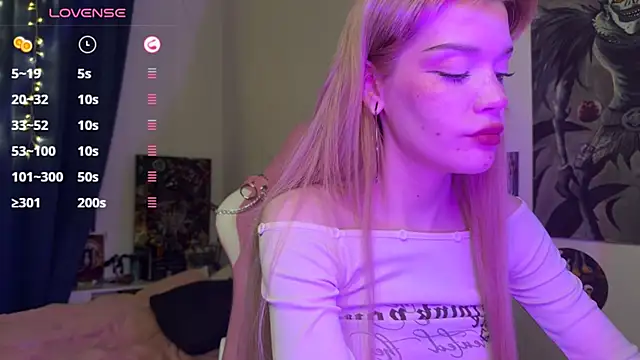 Snapshot of boobsybootie chatting on March 3, 2025, 7:17 pm boobsybootie online show from March 3, 2025, 7:17 pm