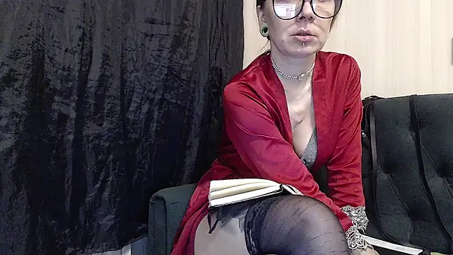 Snapshot of alexandra_zaryanova chatting on October 30, 2025, 3:42 pm alexandra zaryanova online show from October 30, 2025, 3:42 pm