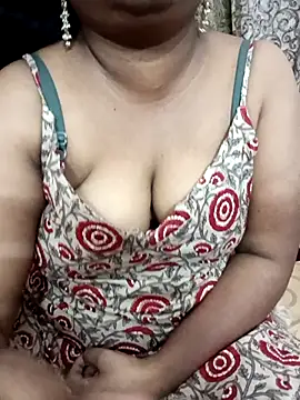 Snapshot of Your-mohana chatting on June 2, 2026, 4:34 am Your-mohana online show from June 2, 2026, 4:34 am