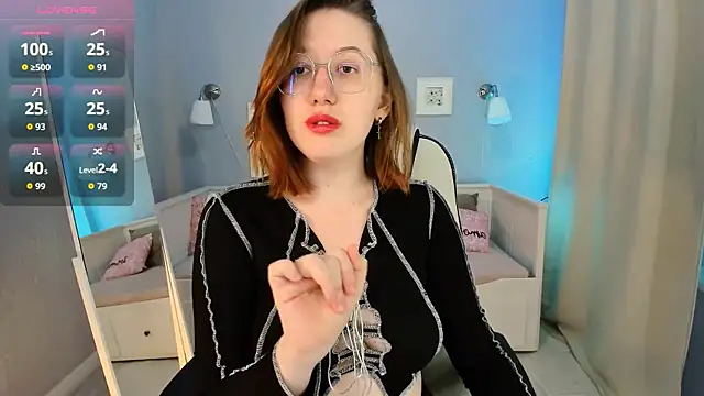 Charmy Gracy online show from October 11, 2025, 11:22 am