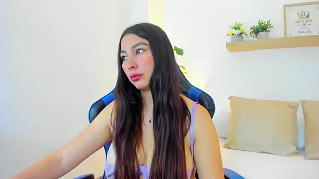 bella 99  online show from June 17, 2026, 11:53 am