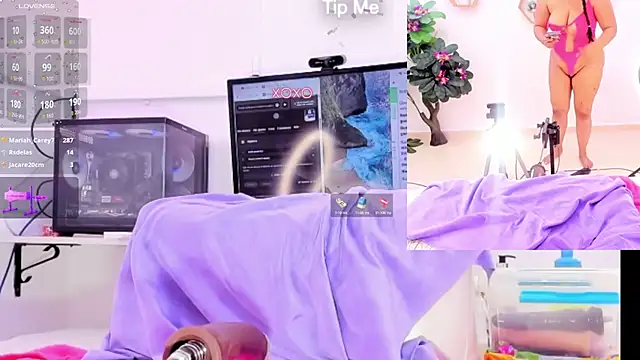 Snapshot of naty_girl_ chatting on September 16, 2025, 3:18 am naty girl online show from September 16, 2025, 3:18 am