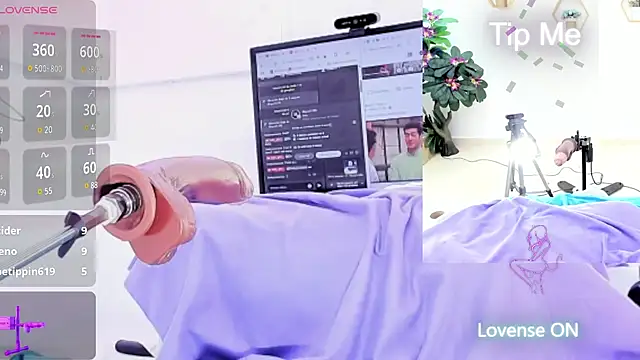 Snapshot of naty_girl_ chatting on March 19, 2025, 7:18 am naty girl online show from March 19, 2025, 7:18 am