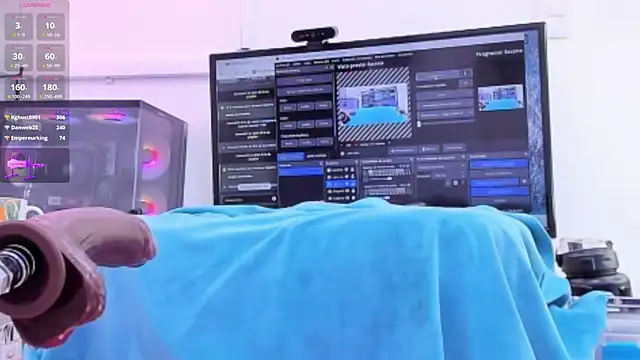 Snapshot of naty_girl_ chatting on October 10, 2025, 12:50 pm naty girl online show from October 10, 2025, 12:50 pm