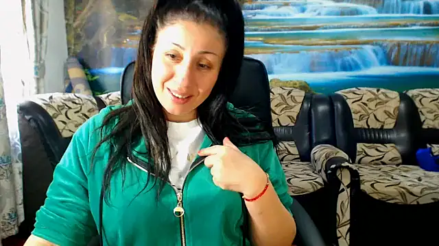 Snapshot of MoistMady chatting on March 7, 2025, 10:46 am MoistMady online show from March 7, 2025, 10:46 am