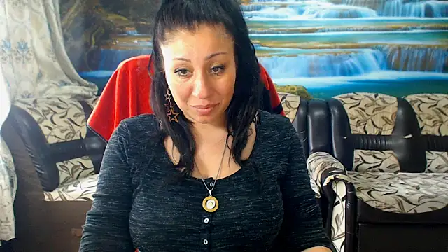 Snapshot of MoistMady chatting on May 21, 2026, 6:44 am MoistMady online show from May 21, 2026, 6:44 am