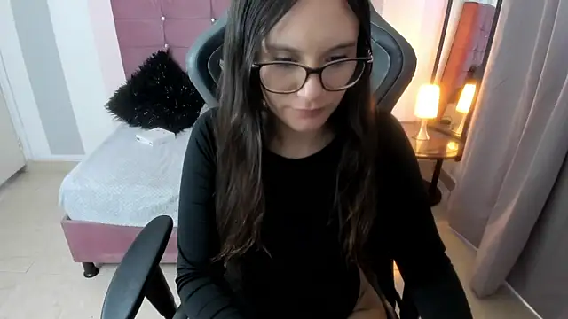 Snapshot of Wanda_sg chatting on November 3, 2025, 4:32 pm Wanda sg online show from November 3, 2025, 4:32 pm