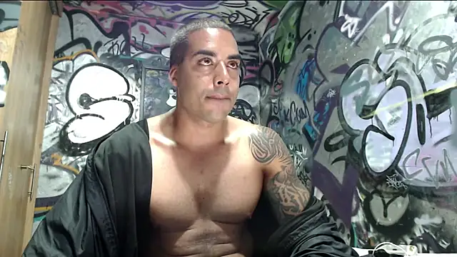 Snapshot of Justin_Frank chatting on June 21, 2026, 1:11 am Justin Frank online show from June 21, 2026, 1:11 am