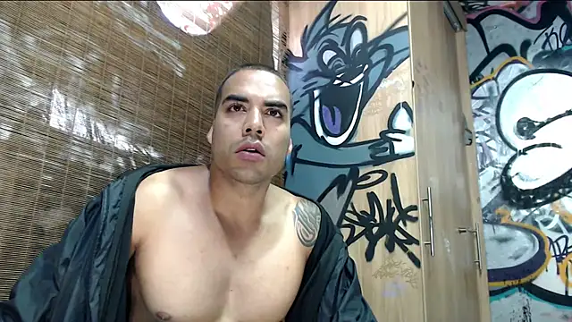 Snapshot of Justin_Frank chatting on July 24, 2026, 2:46 pm Justin Frank online show from July 24, 2026, 2:46 pm