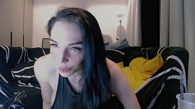 Snapshot of BlakeBexley chatting on December 14, 2025, 1:56 am BlakeBexley online show from December 14, 2025, 1:56 am