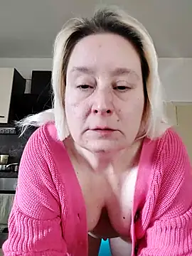 GeileEstelle online show from April 9, 2026, 6:19 am