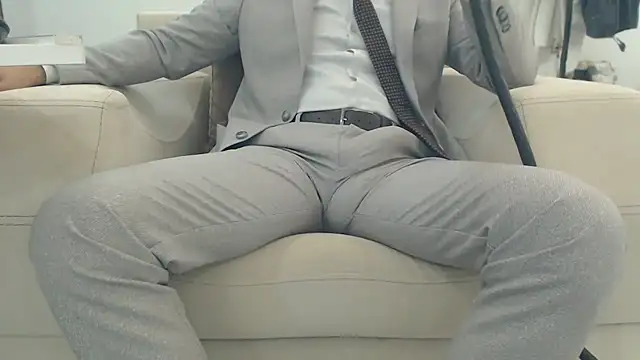 Snapshot of masterxmonster chatting on November 17, 2025, 7:18 pm masterxmonster online show from November 17, 2025, 7:18 pm