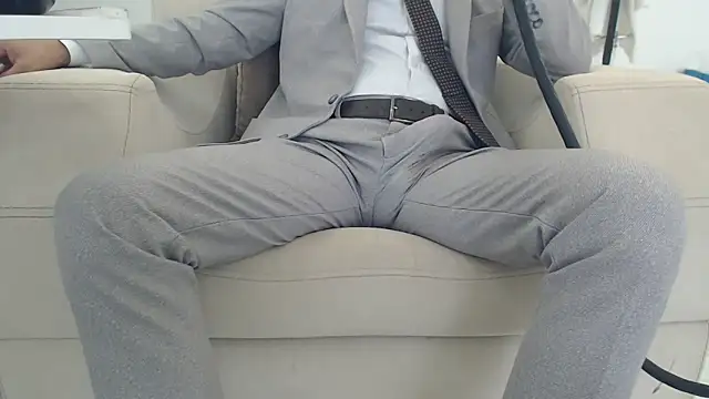 Snapshot of masterxmonster chatting on October 25, 2025, 8:02 am masterxmonster online show from October 25, 2025, 8:02 am