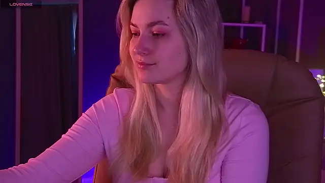 Snapshot of elinanortas chatting on March 15, 2025, 1:19 am elinanortas online show from March 15, 2025, 1:19 am