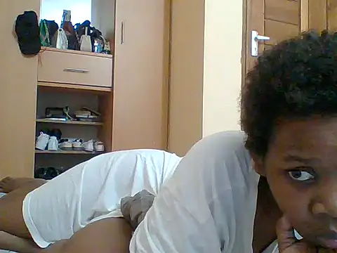 Snapshot of sweetshilahh chatting on October 22, 2025, 1:05 am sweetshilahh online show from October 22, 2025, 1:05 am